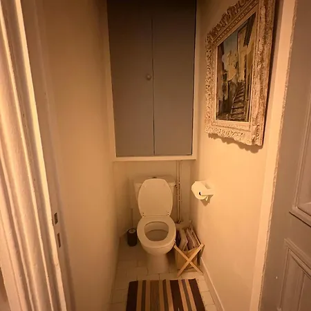 Authentic Parisian 12th Arrondissement *