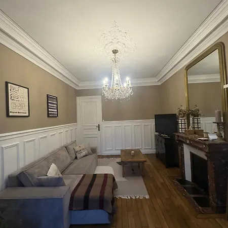 Authentic Parisian 12th Arrondissement شقة *