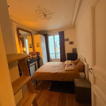 Authentic Parisian 12th Arrondissement * باريس