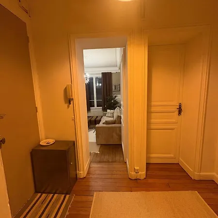 Authentic Parisian 12th Arrondissement *